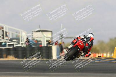 media/Jan-11-2025-CVMA (Sat) [[ddeb3f563a]]/Race 12-Supersport Open/